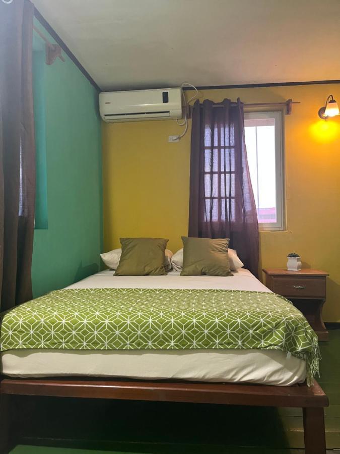 Hostal Cay Bastimentos Exterior foto