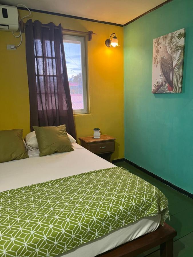 Hostal Cay Bastimentos Exterior foto
